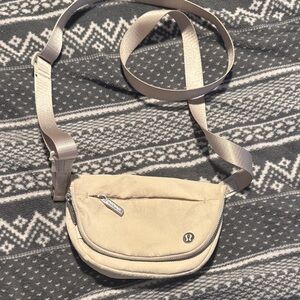 Lululemon all night festival bag micro